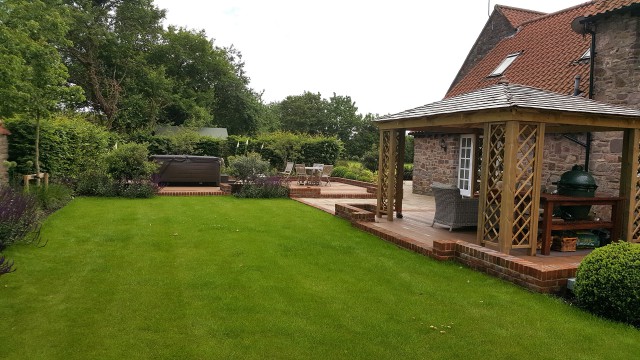 Entertaining Garden in South Gloucestershire